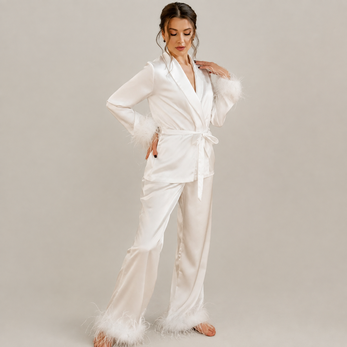 Luxury Bride Getting Ready Pajamas With Swan Feathers