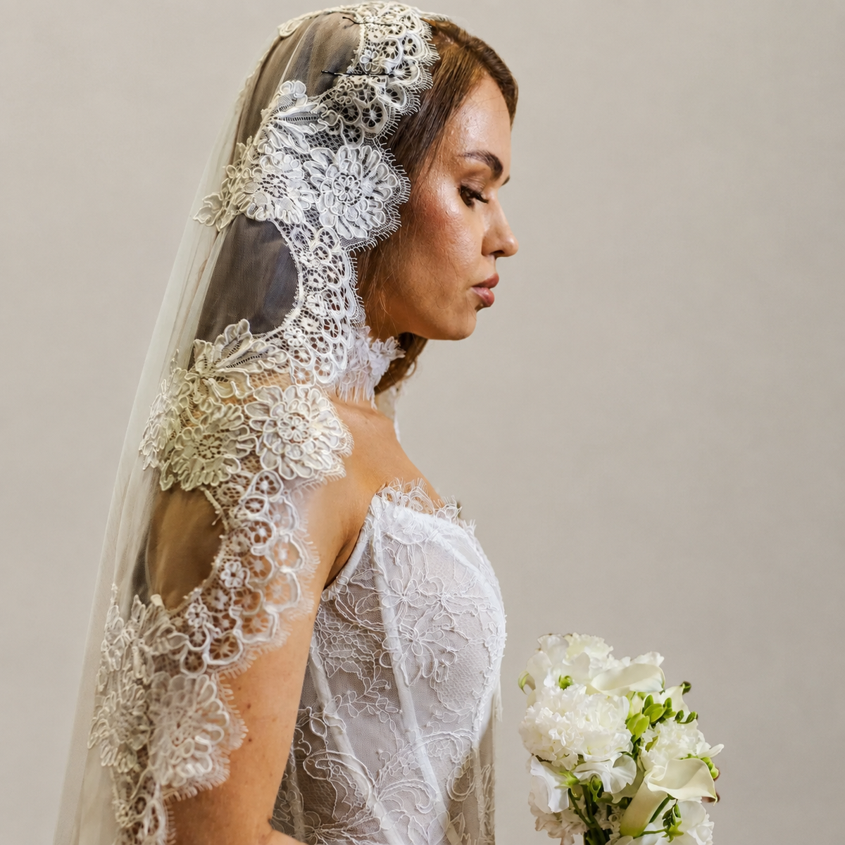 Chantilly Lace Mantilla Veil With Optional Blusher