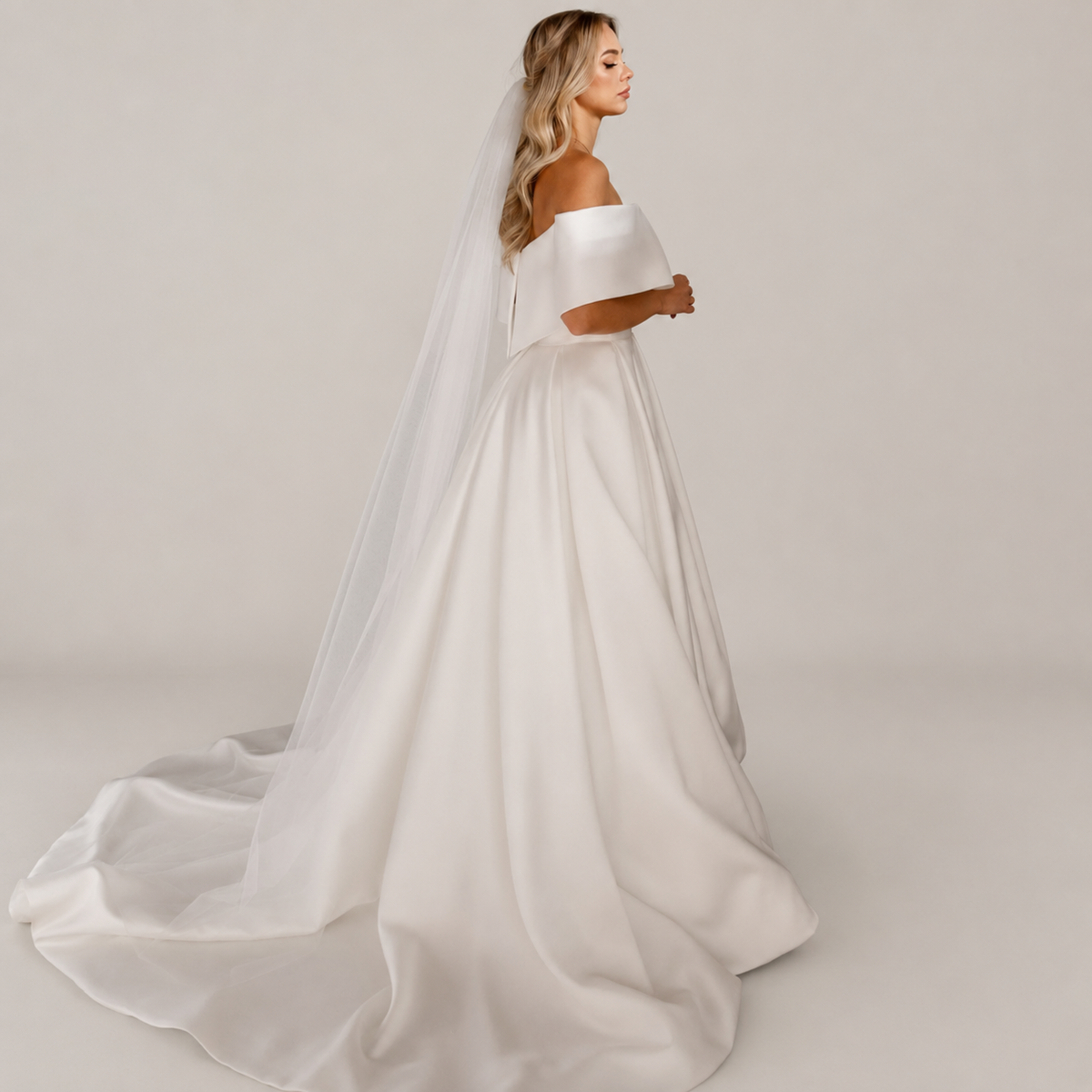 One Layer Wedding Veil With Comb | Ivory Bridal Veil