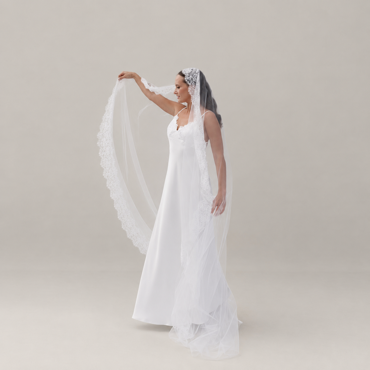 Spanish Style Bridal Veil | Extra Long Lace Cathedral Veil